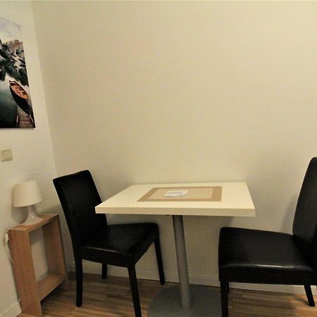 Small Studio Close To City Center Βιέννη Εξωτερικό φωτογραφία